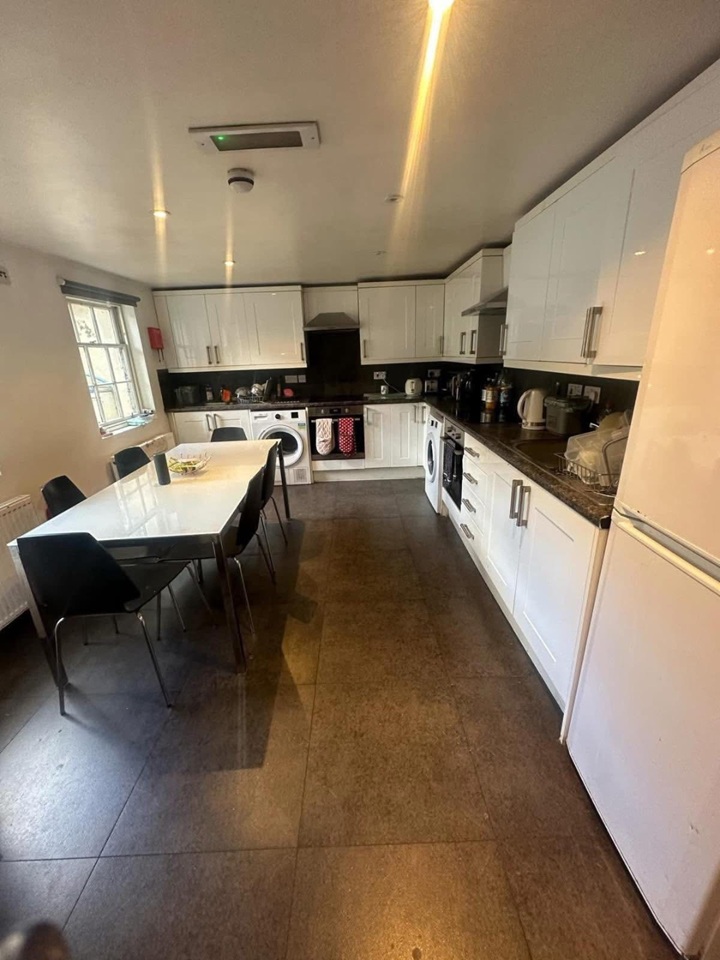 Additional image 2 of Room in a Shared House, Camberwell New Road, SE5, N1 7GU