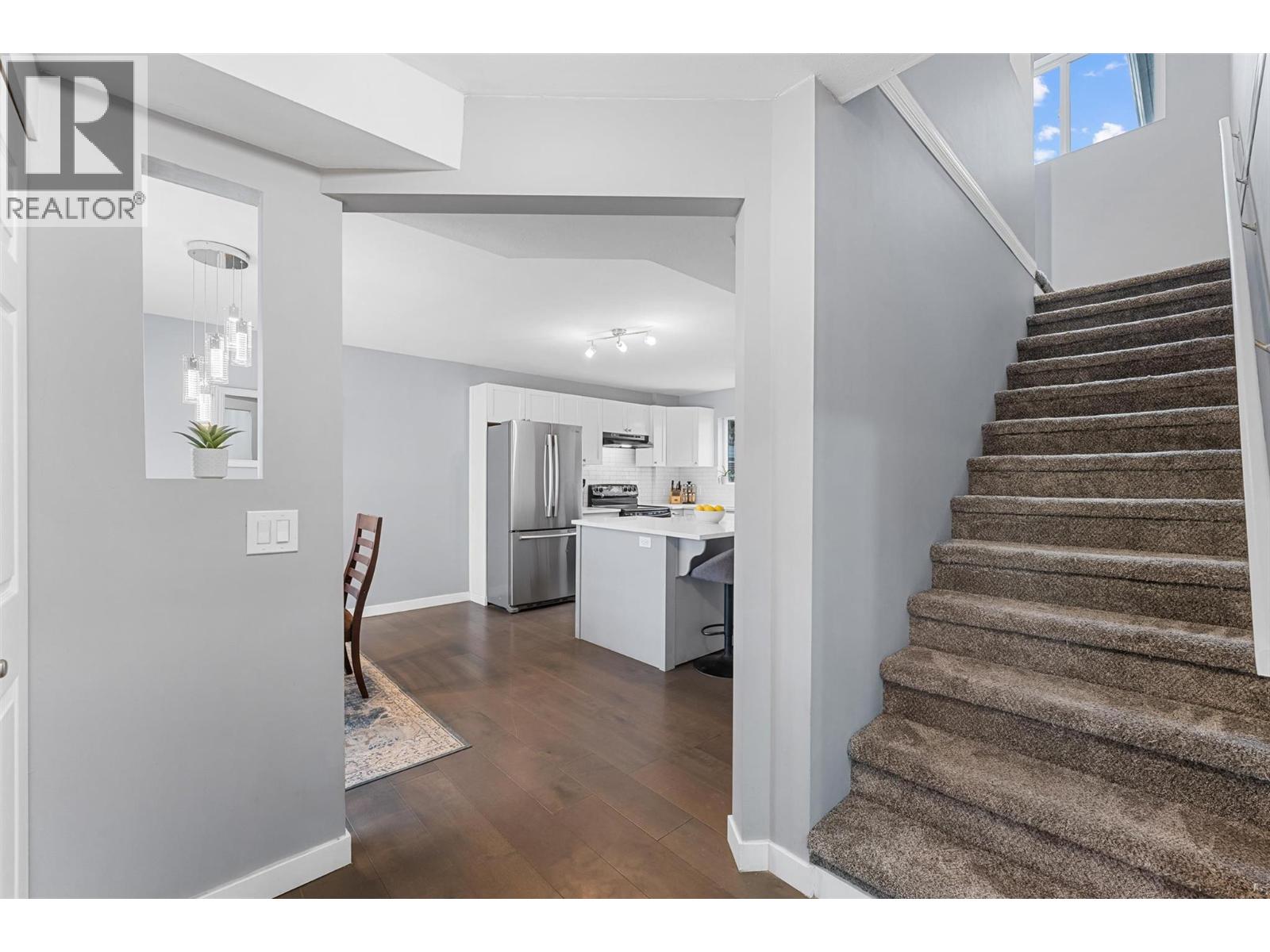 Additional image 3 of 482 Snowsell Street North, Kelowna, BC, V1V2C7