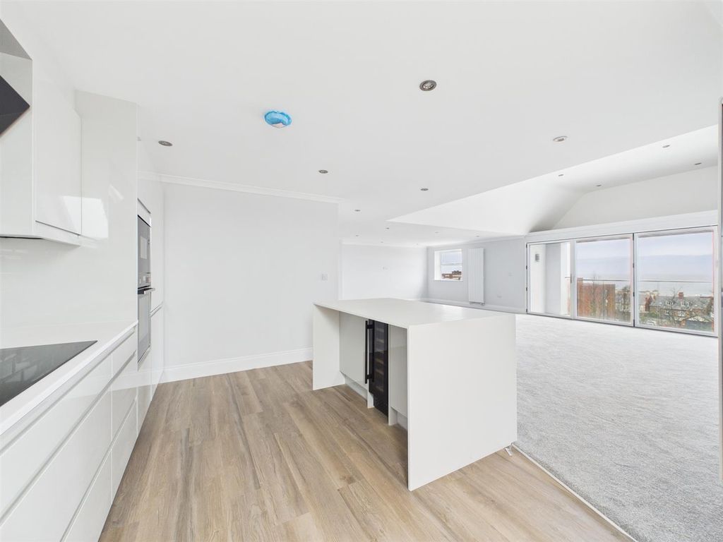 Additional image 11 of 2 bed flat for saleVictoria Road, Wallasey CH45