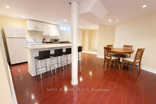 Additional image 3 of Lower-3209 Erin Centre Boulevard, Mississauga, ON, L5M 7T9