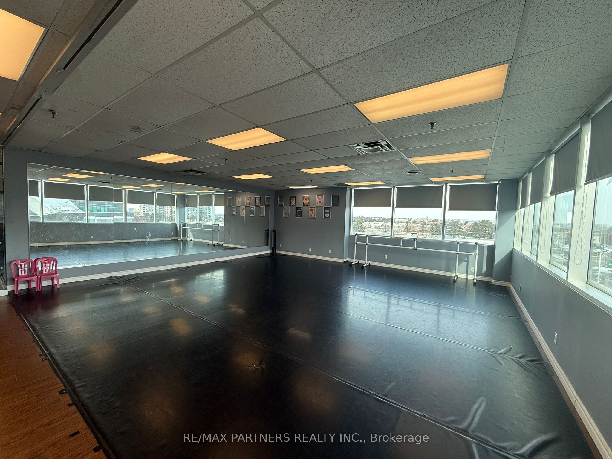 Additional image 2 of 323&325-550 Highway 7 N/a E, Richmond Hill, ON, L4B 3Z4