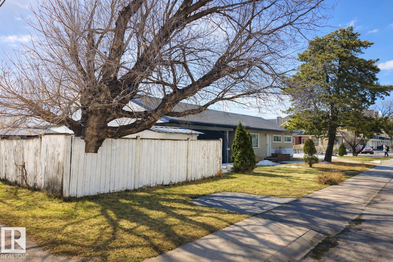 Additional image 3 of 13204 131a Avenue NW, Edmonton, AB, T5L3P2