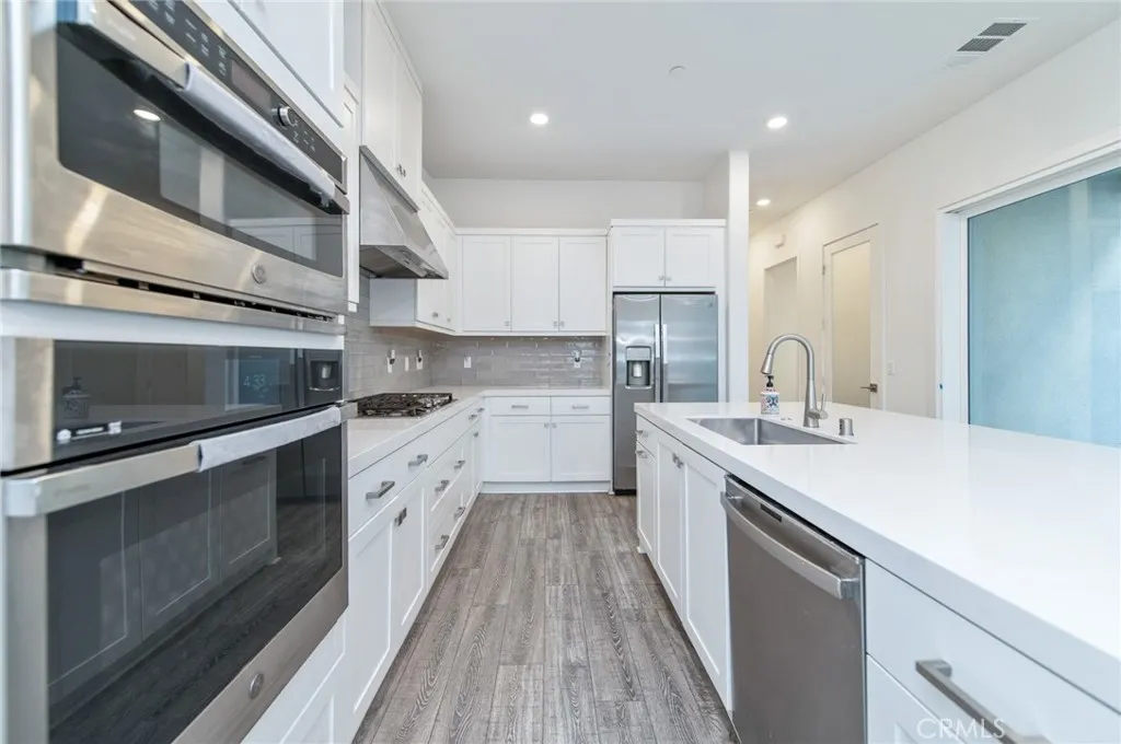 Additional image 54 of 107 Zawn, Irvine, CA 92618