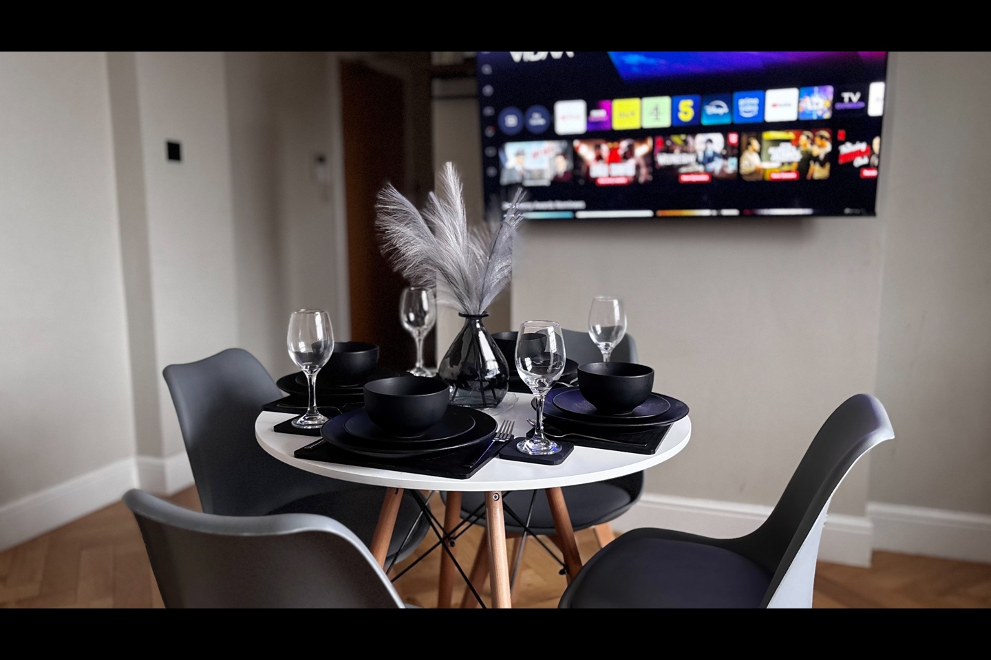 Additional image 2 of 2 Bed Flat, Cambridge Court, W2, N1 7GU