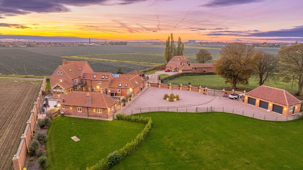 6 bed detached house for saleWythes Lane, Fishtoft PE21
