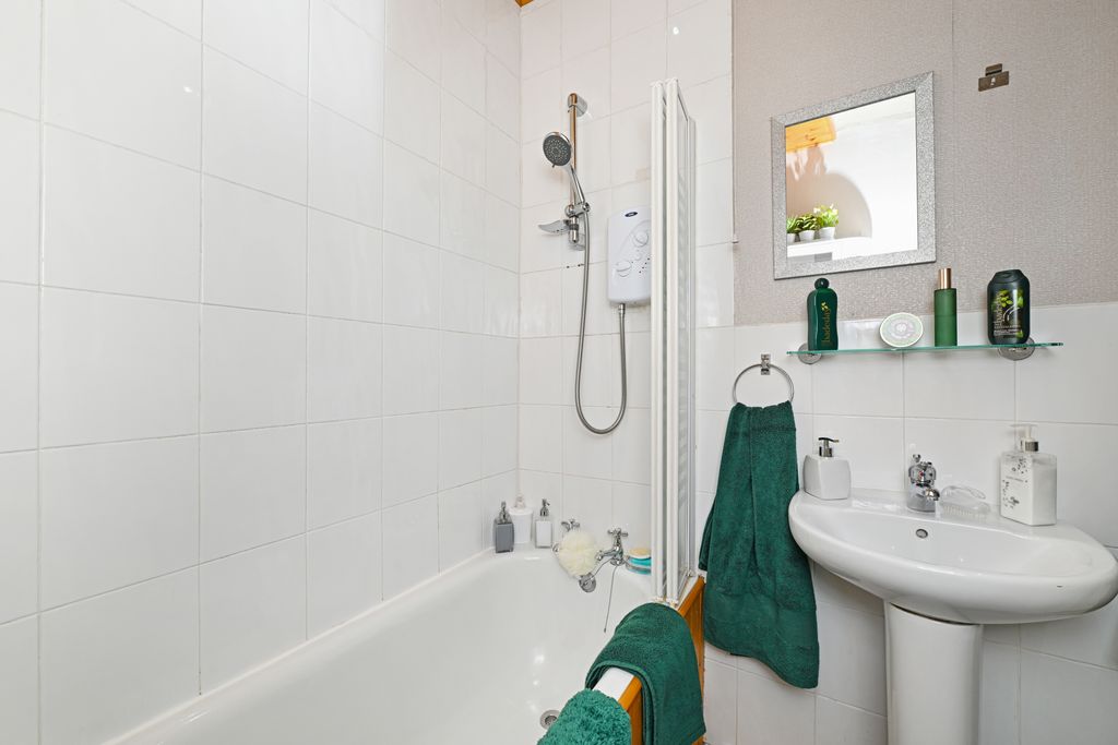 Additional image 16 of 2 bed maisonette for sale13 Eskdaill Street, Dalkeith, Midlothian EH22