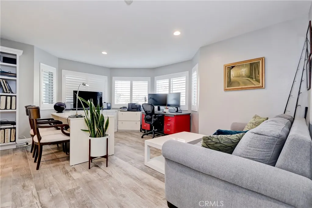 Additional image 44 of 425 S Catalina Ave Unit 2, Redondo Beach, CA 90277