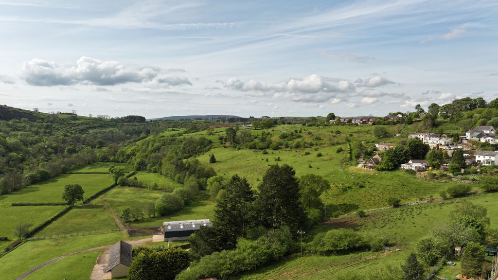 Additional image 2 of 5 bed detached house for saleCastell Morlais, Pontsticill, Merthyr Tydfil CF48