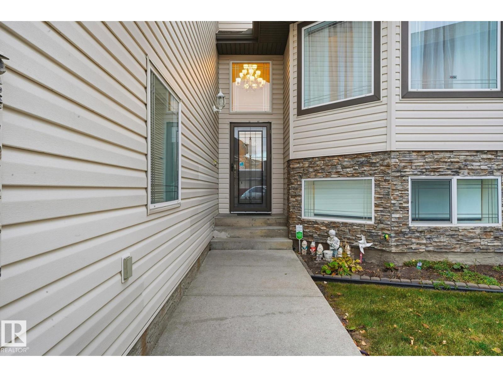 Additional image 6 of 1324 70 Street SW, Edmonton, AB, T6X1K9
