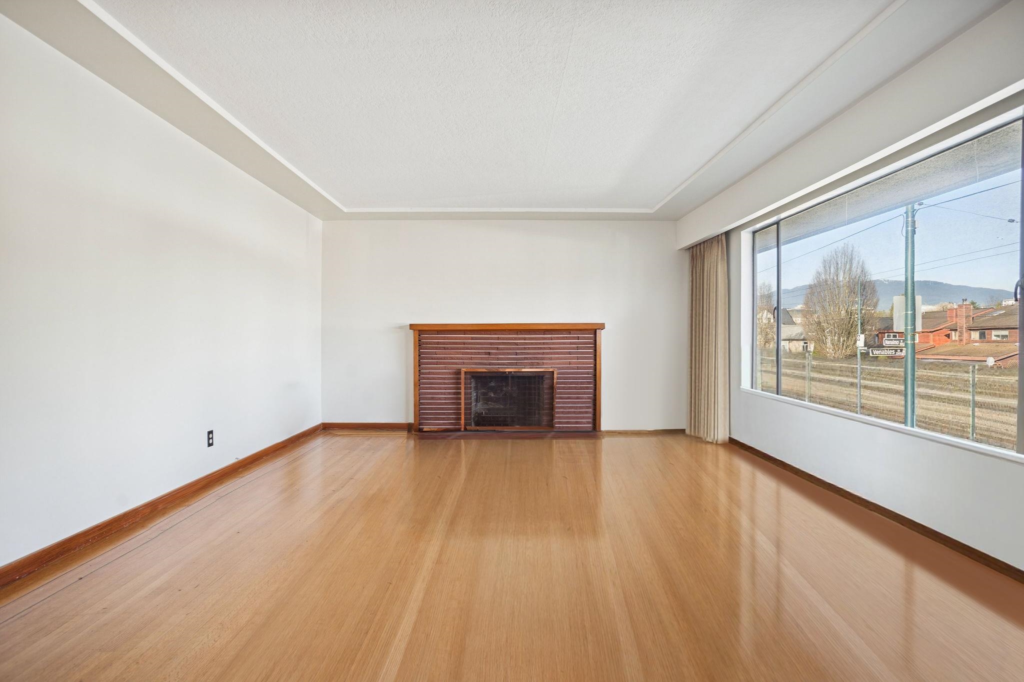 Additional image 6 of 925 Nanaimo Street, Vancouver, BC, V5L 4T1