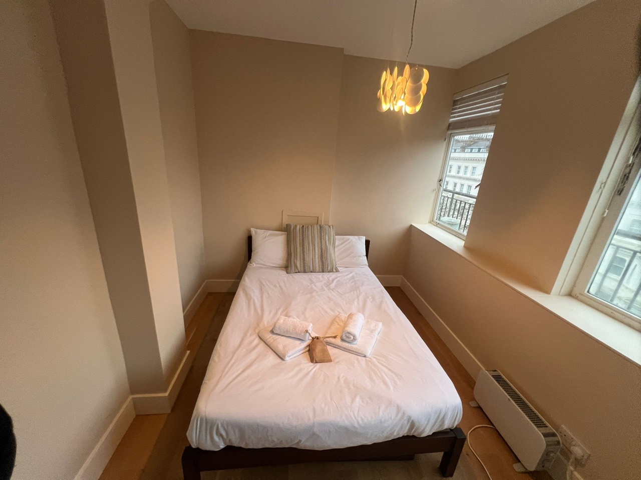 Additional image 12 of 3 Bed Flat, Derwent House, SW7, N1 7GU