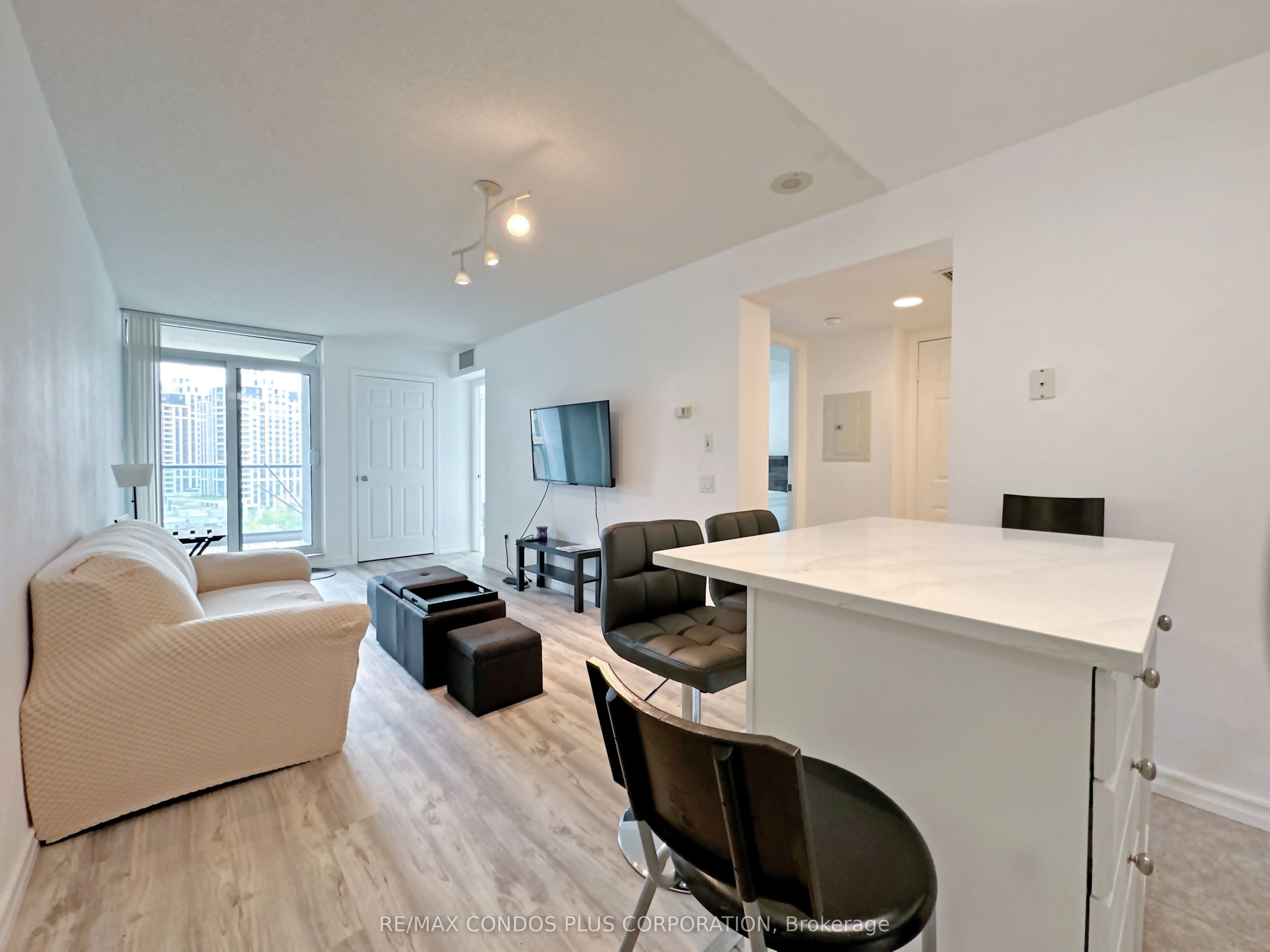 Additional image 3 of 1112-30 Harrison Garden Boulevard, Toronto, ON, M2N 7A9