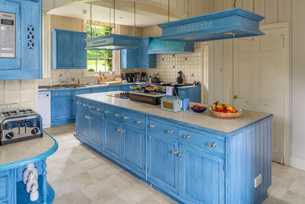 Additional image 7 of 10 bed detached house for saleHunton Down Lane, Winchester SO21