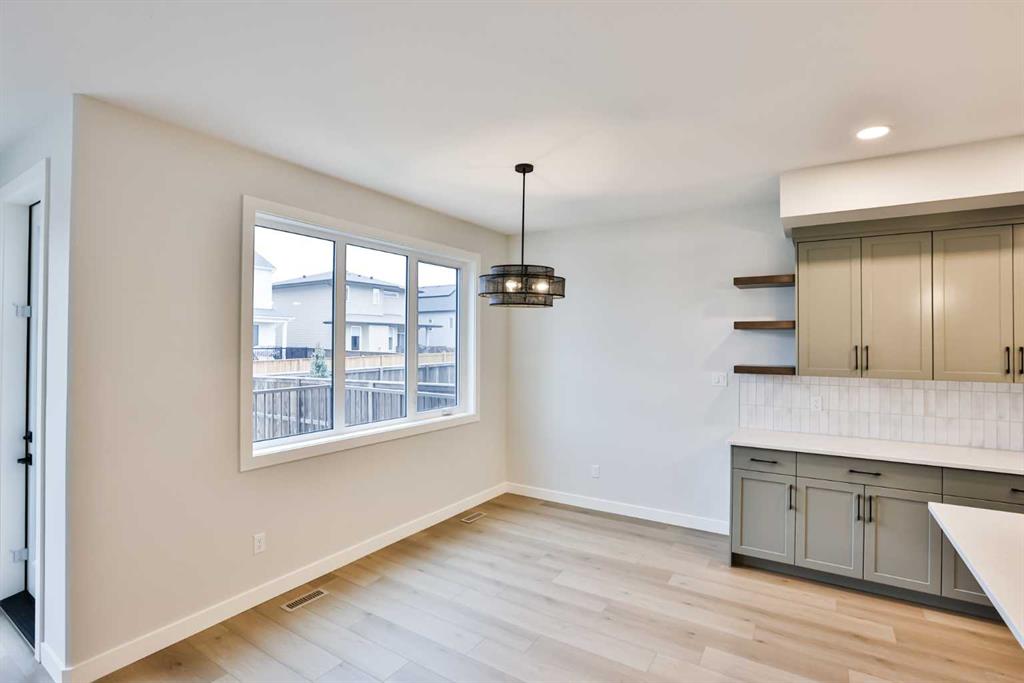 Additional image 5 of 668 Devonia Road W, Lethbridge, AB, T1J 5W3