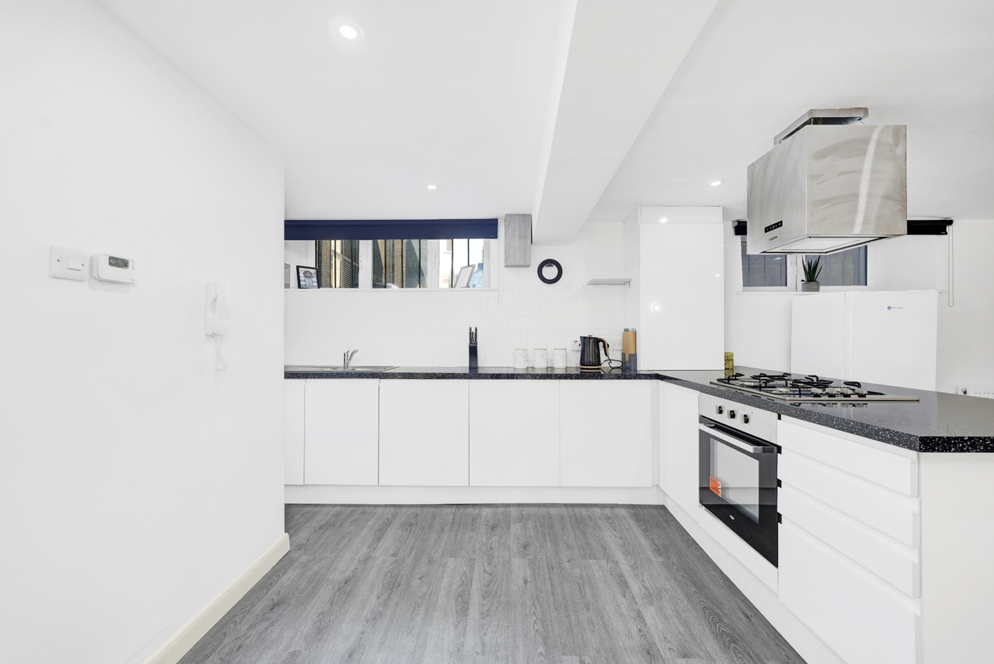 Additional image 9 of 2 Bed Flat, Fairchild Place, EC2A, N1 7GU