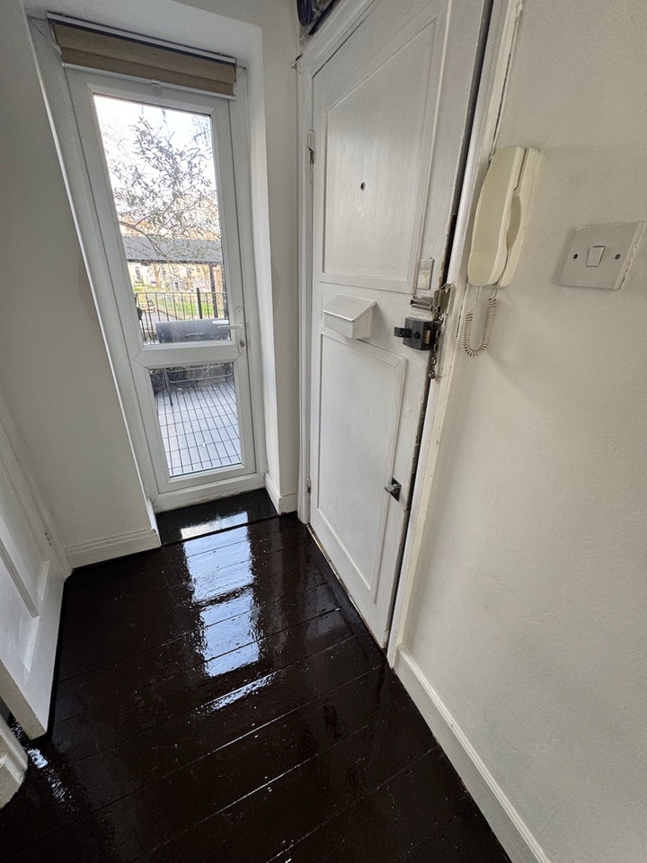 Additional image 12 of 1 Bed Flat, Sussex, NW1, N1 7GU