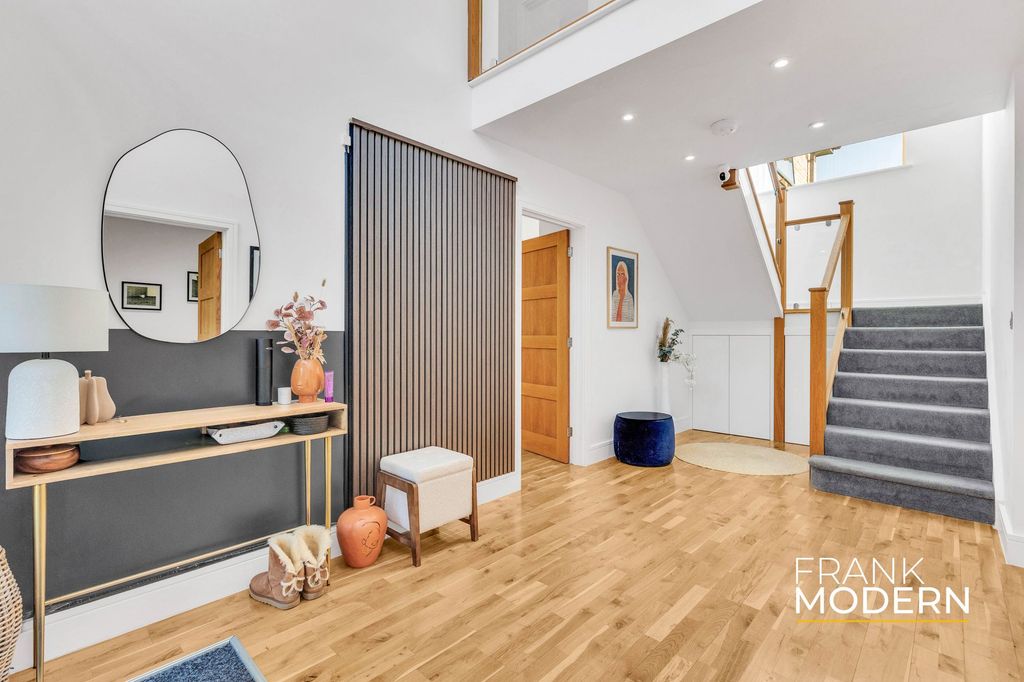Additional image 7 of 5 bed detached house for saleBoundary Lane, Hampton Water PE7