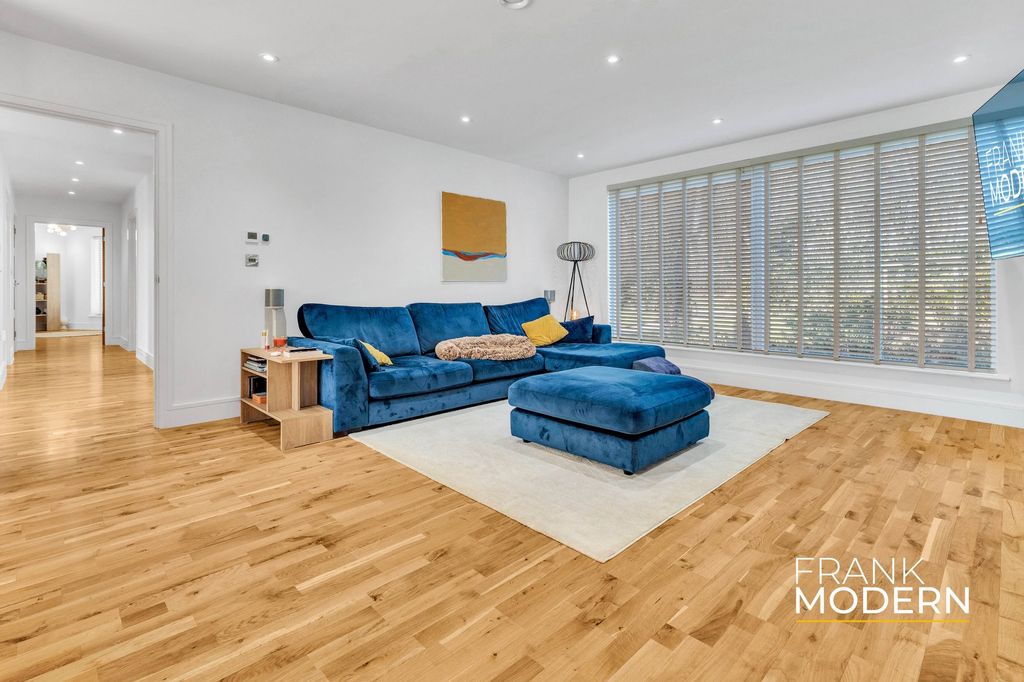 Additional image 15 of 5 bed detached house for saleBoundary Lane, Hampton Water PE7