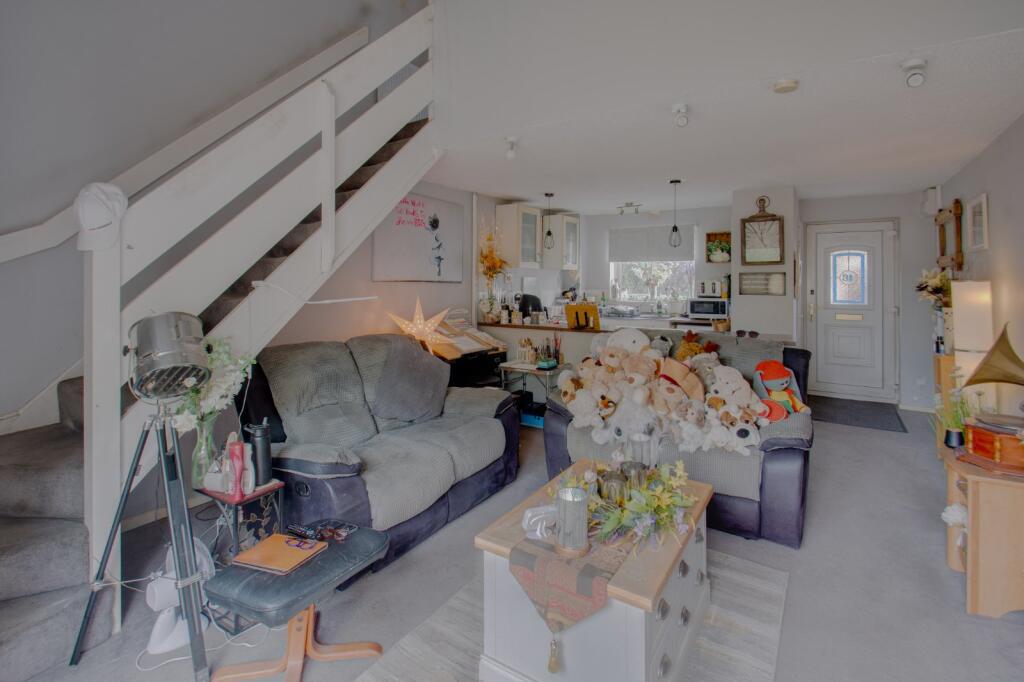 Additional image 4 of The Furrows, Stoke Heath, Bromsgrove, Worcestershire, B60