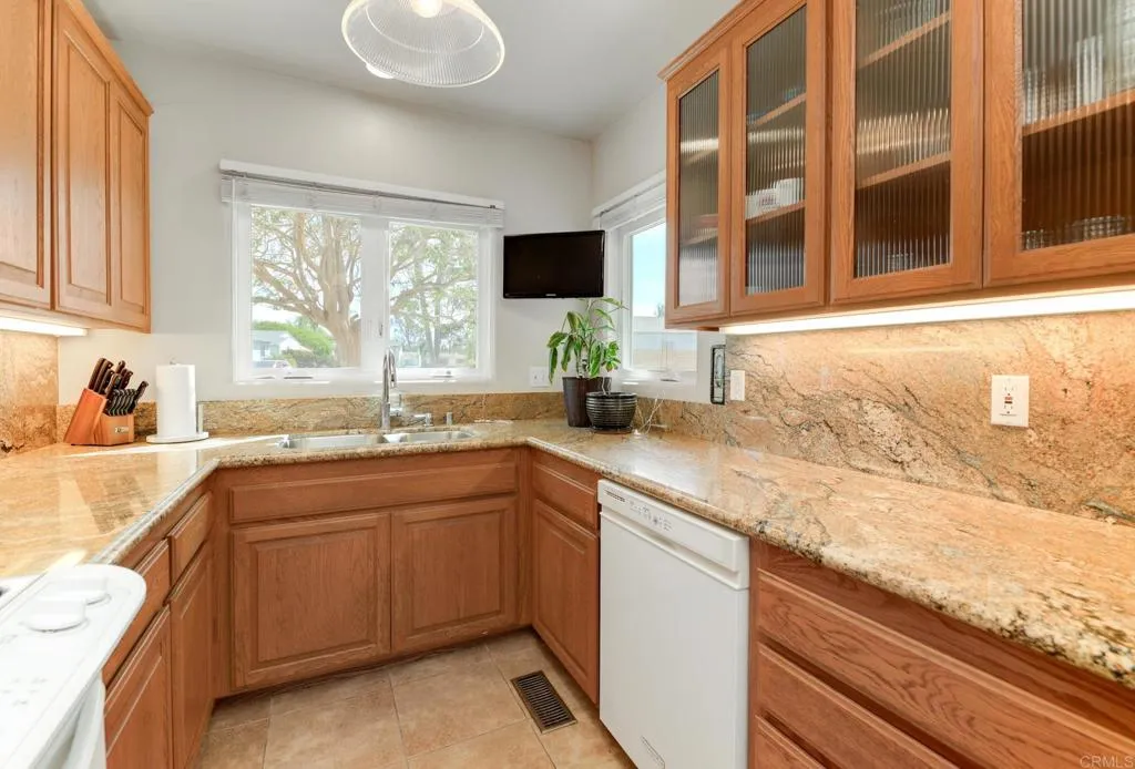 Additional image 17 of 5440 Siesta Dr, San Diego, CA 92115