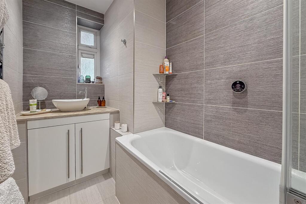 Additional image 13 of Hatfield Road, St. Albans