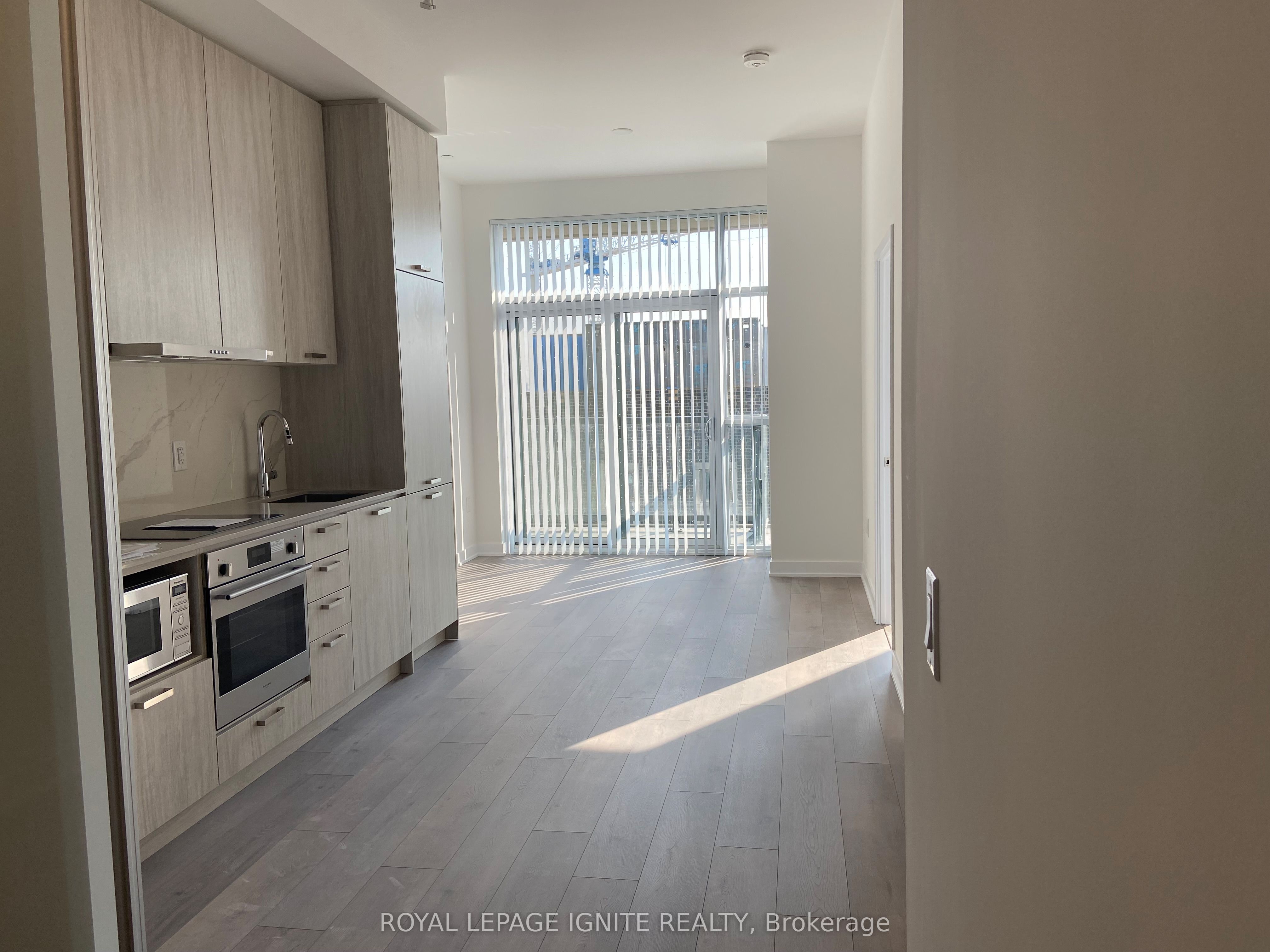 Additional image 2 of 307-10 Honeycrisp Crescent, Vaughan, ON, L4K 0M7