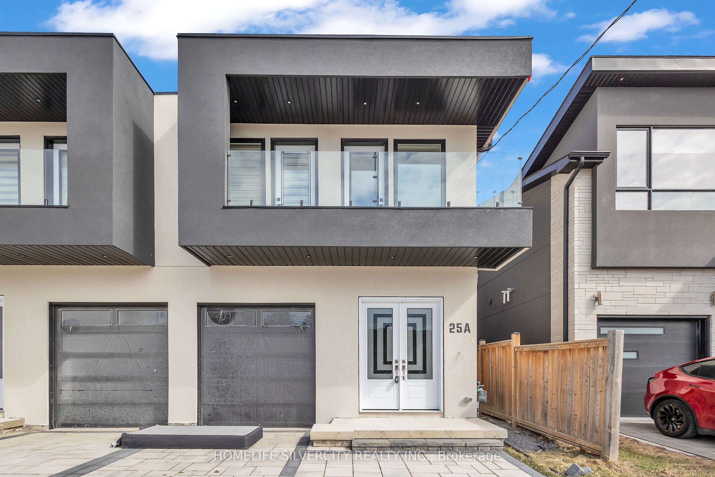 Additional image 5 of 25A Pine Avenue N, Mississauga, ON, L5H 2P9