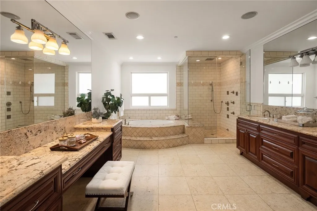 Additional image 93 of 13045 Greenleaf Street, Studio City, CA 91604