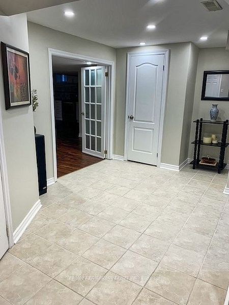 Additional image 5 of 61 Silverbirch Place, Whitby, ON, L1R 1X6