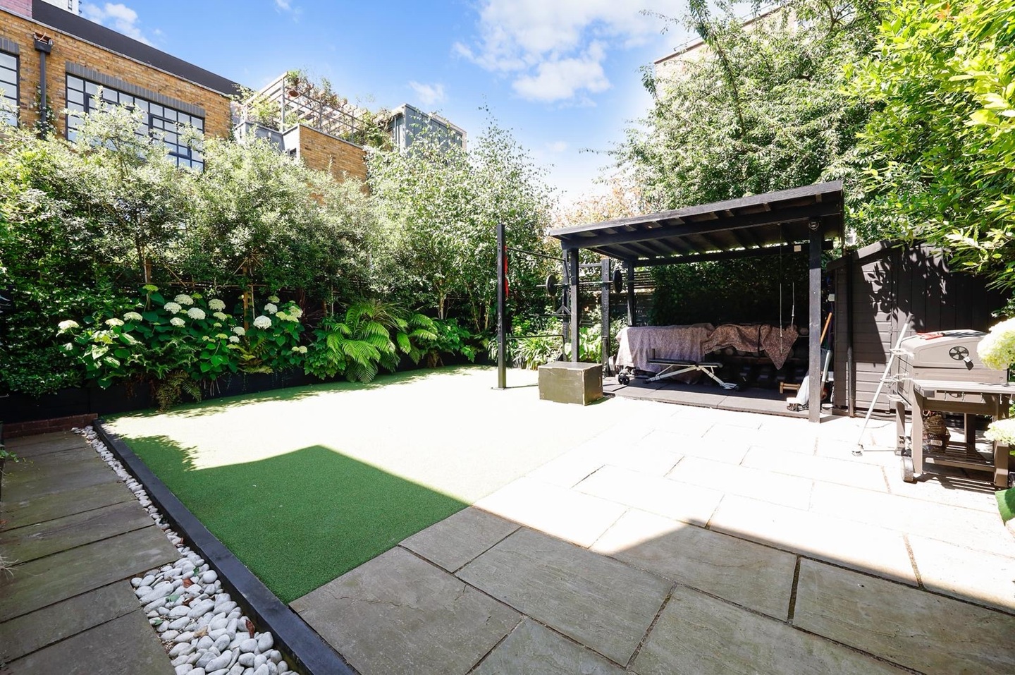 Additional image 6 of 3 Bed Flat, Winckworth Court, N1, N1 7GU