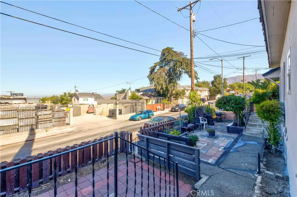 Additional image 17 of 10108 Fernglen Ave, Tujunga, CA 91042