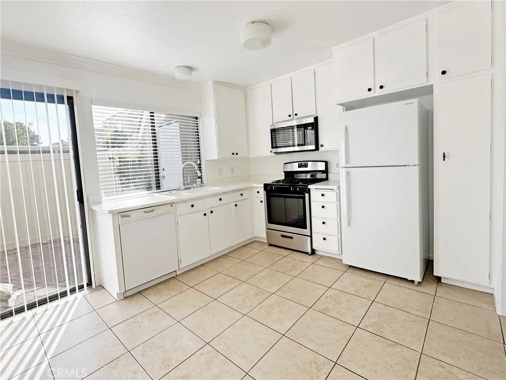 Additional image 2 of 13 Sage, Irvine, CA 92604