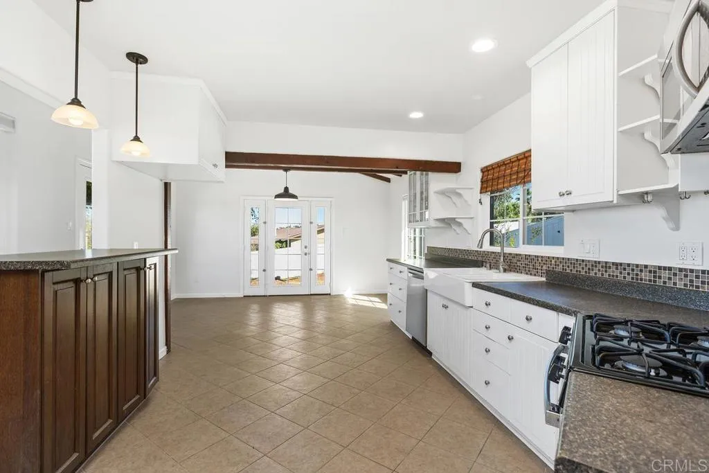 Additional image 30 of 835 Barsby St Unit Main House, Vista, CA 92084