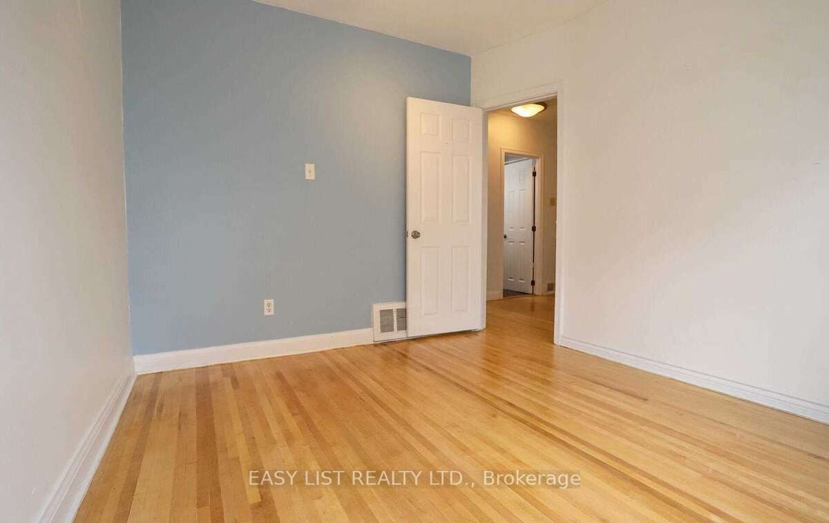 Additional image 3 of 35 Anndale Drive, Toronto, ON, M2N 2W9