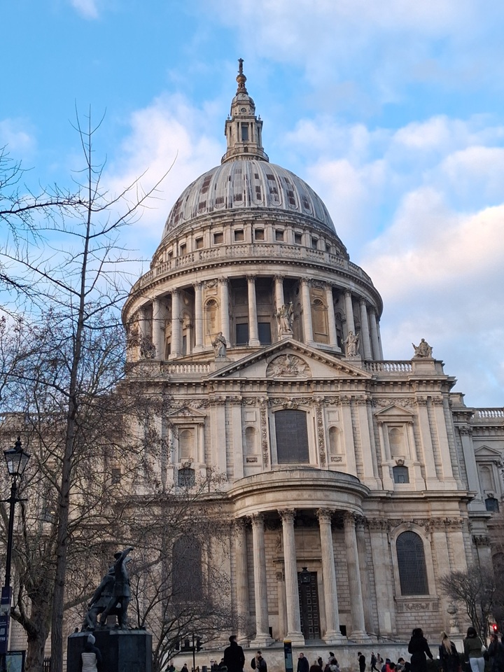 Additional image 5 of Room in a Shared Flat, Central Street, EC1V, N1 7GU