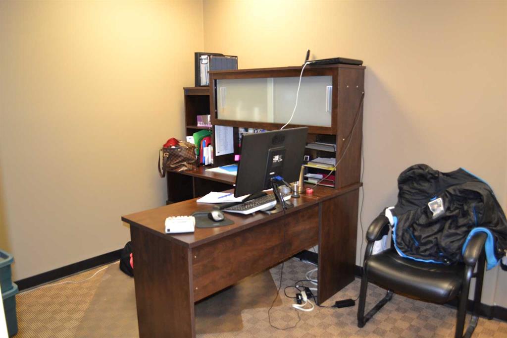 Additional image 4 of 3-14 Thevenaz Industrial Trail, Sylvan Lake, AB, T4S 2J7