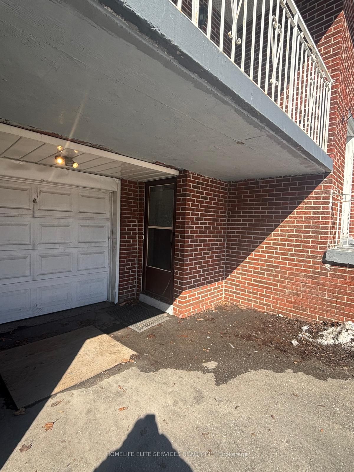 Additional image 4 of 33 Robbinstone Drive