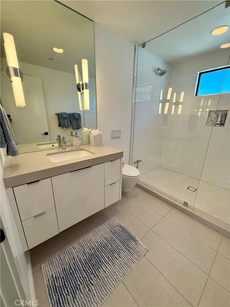 Additional image 102 of 116 W Channel Islands Boulevard, Oxnard, CA 93035