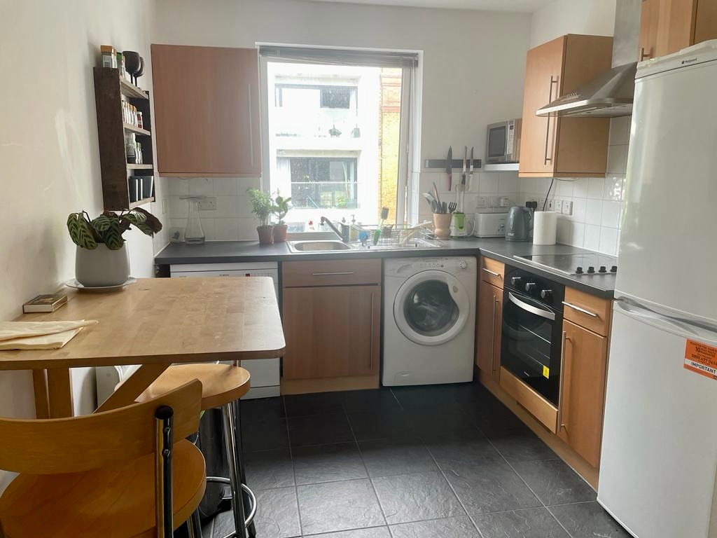 Additional image 5 of 1 Bed Flat, Northdown Street, N1, N1 7GU