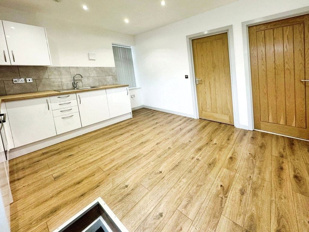 Additional image 8 of Studio for saleLower Mill Street, Kidderminster, Worcestershire DY11