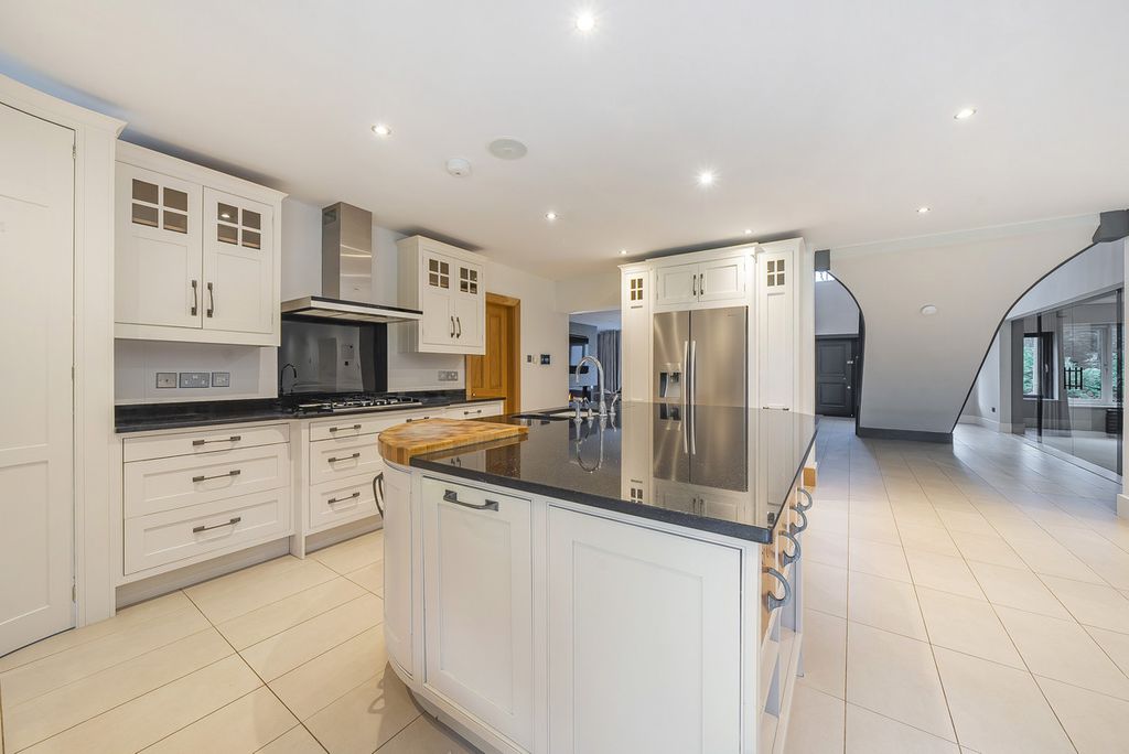 Additional image 9 of 7 bed detached house for saleLing Lane, Leeds LS14