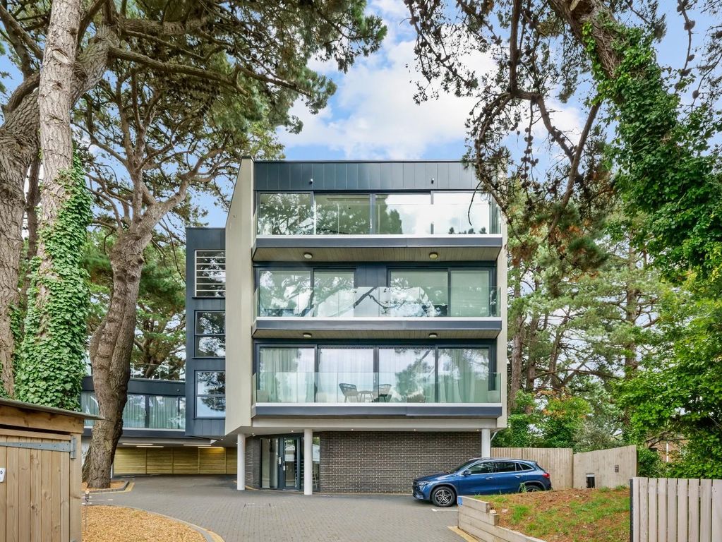 Additional image 15 of 3 bed flat for saleBanks Road, Sandbanks BH13