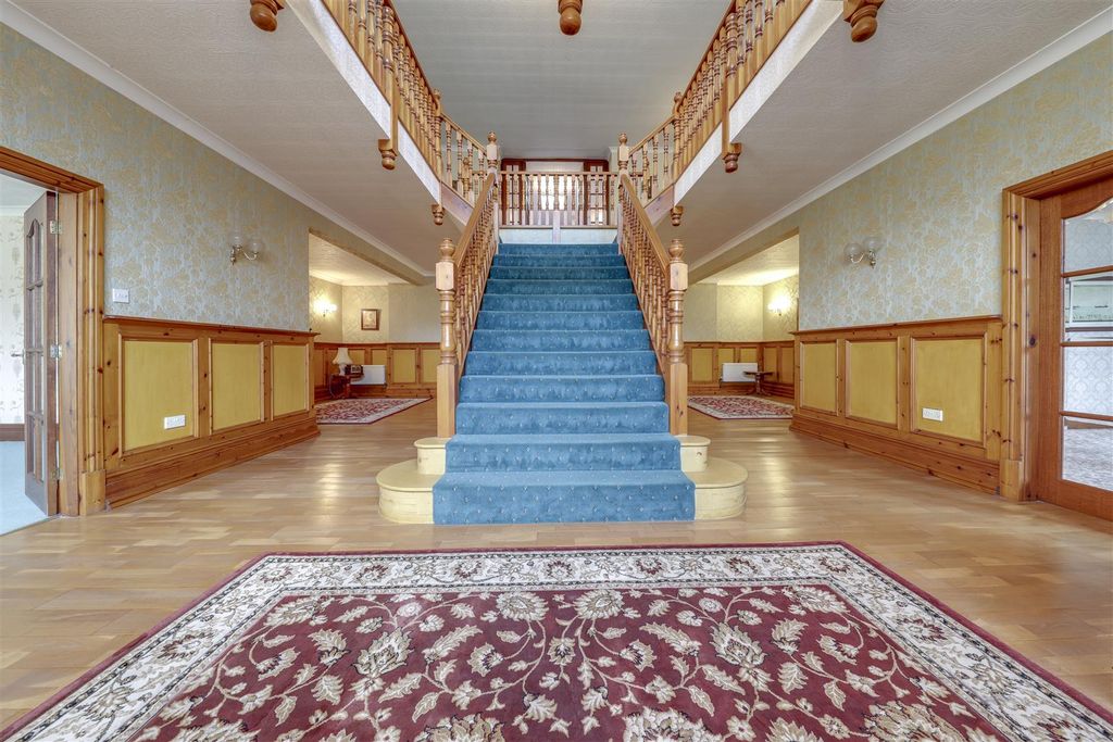 Additional image 5 of 6 bed detached house for saleBurnley Road, Loveclough, Rossendale - Over 10, 000Sqft Of Accommodation BB4