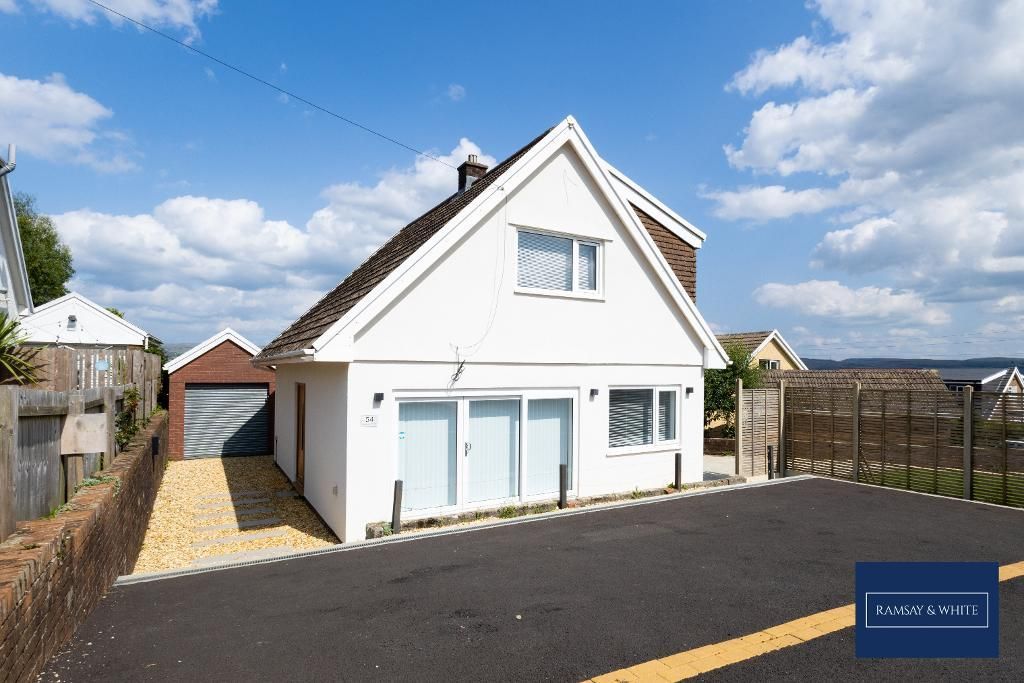 3 bed detached house for saleChester Close, Heolgerrig, Merthyr Tydfil CF48