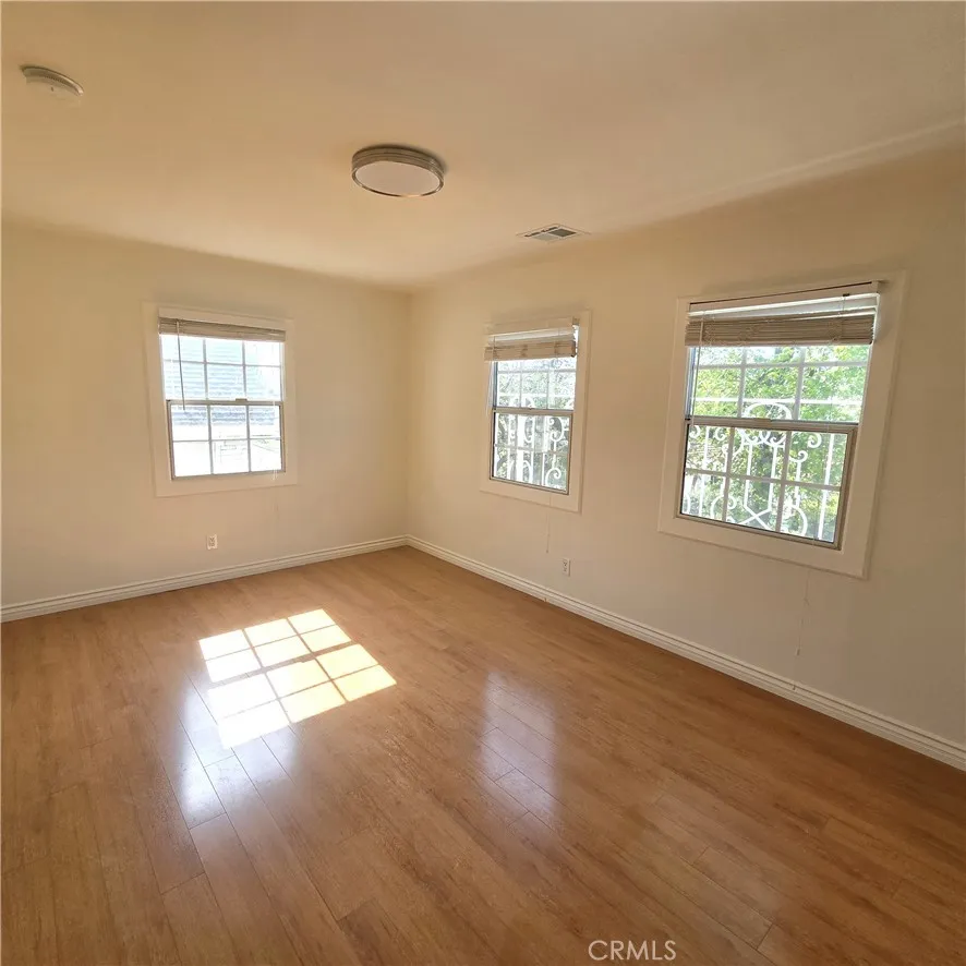 Additional image 34 of 2035 Rangeview Dr, Glendale, CA 91201