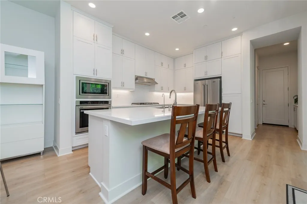 Additional image 39 of 119 Novel, Irvine, CA 92618