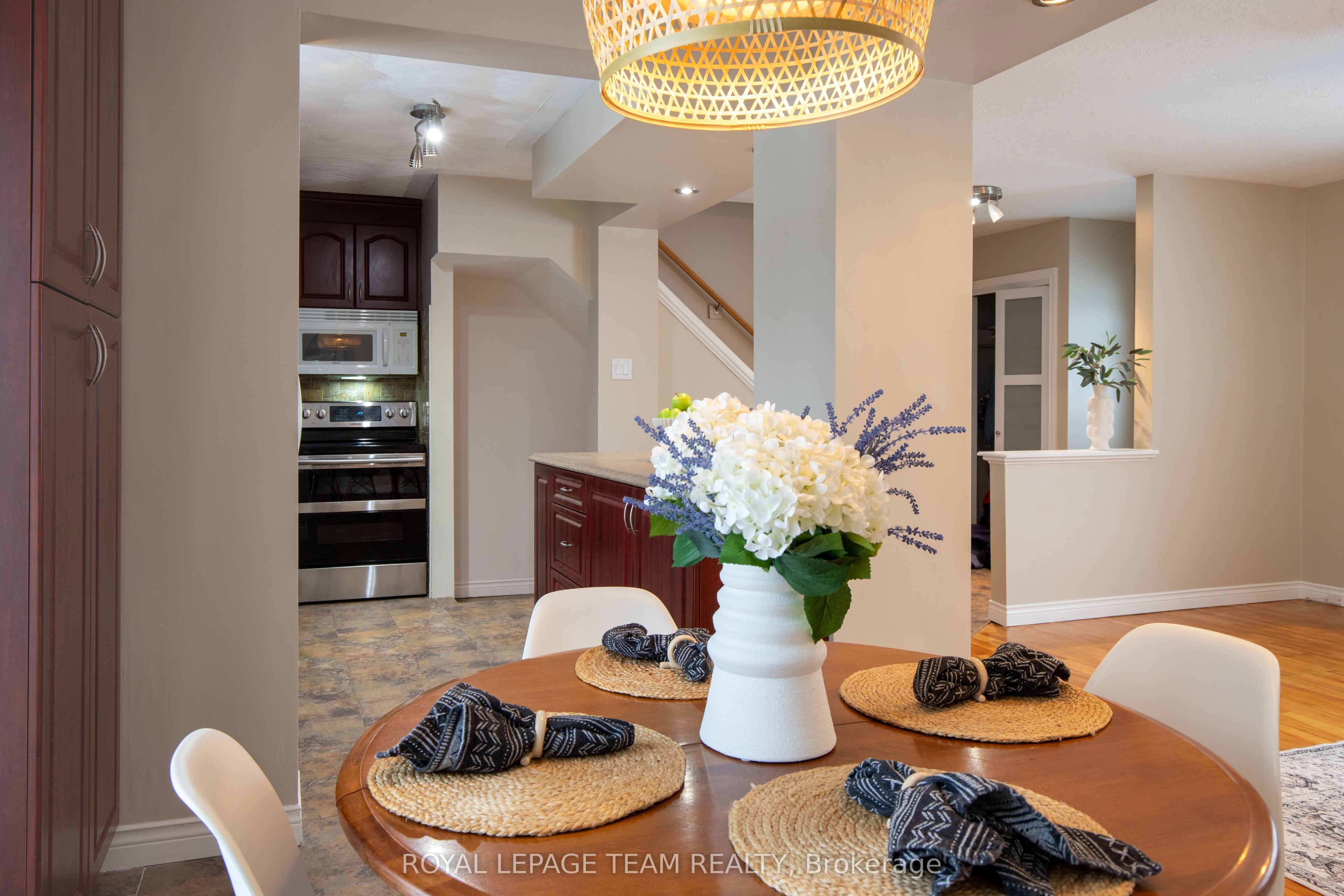 Additional image 5 of 840 Borthwick Avenue, Ottawa, ON, K1K 2M8