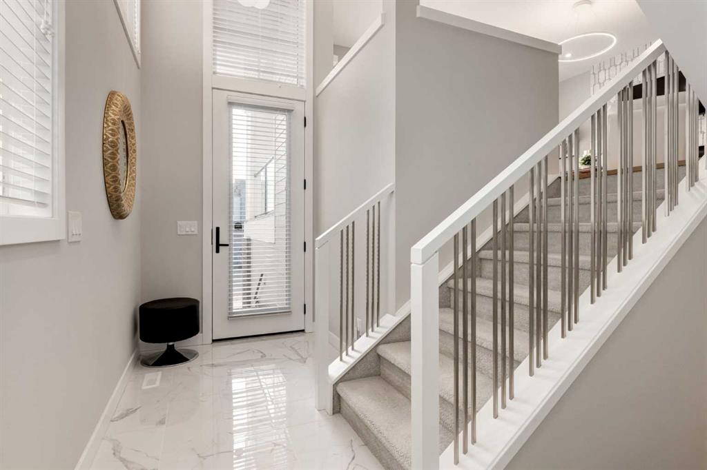 Additional image 3 of 40 Timberline Way SW, Calgary, AB, T3H0W3