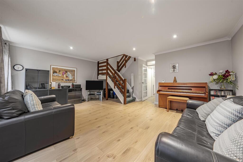 Additional image 16 of Wych Elms, Park Street, St. Albans