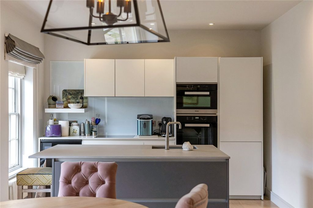 Additional image 7 of 3 bed flat for saleSomerset Place, Bath, Somerset BA1